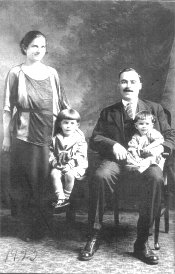 Vutetakis Family